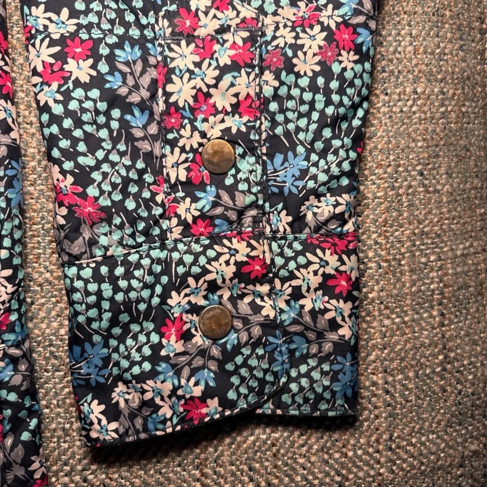 The North Face Floral Jacket Girls | Lightweight Button Up Coat Outdoor Hiking - Picture 6 of 9